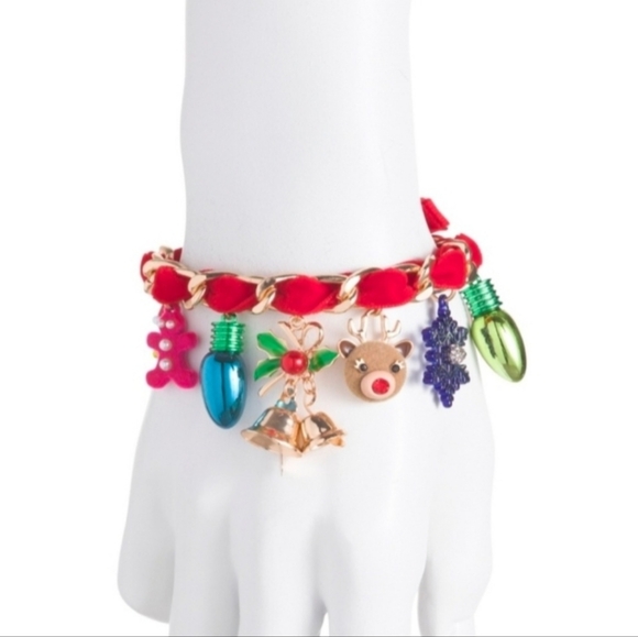 Betsey Johnson Jewelry - Betsey Johnson Santa Baby Charm Barcelet